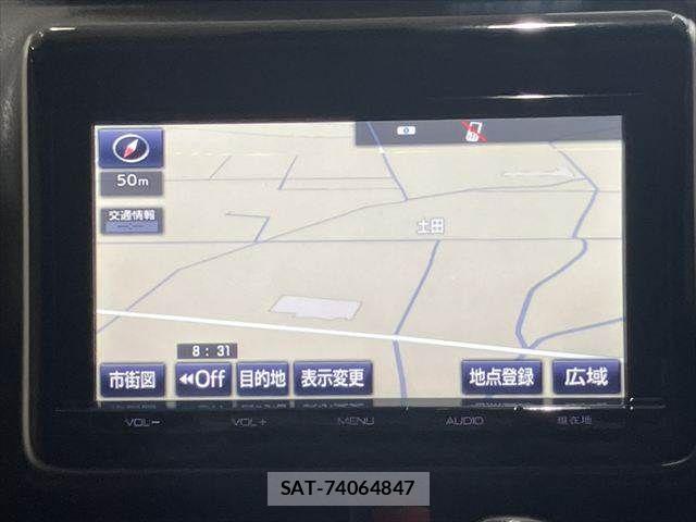 Toyota VOXY 2016-09 7964348-3