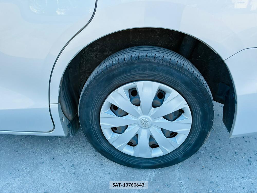 Toyota VOXY 2019-06 7831343-30