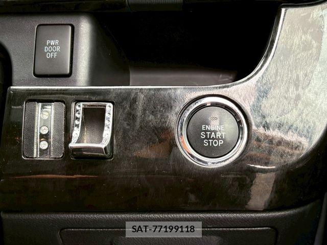 Toyota VOXY 2012-11 7964352-25