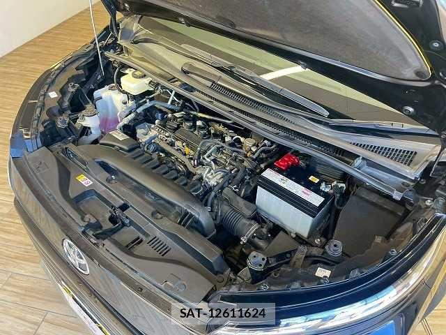 Toyota VOXY 2023-12 7964331-19