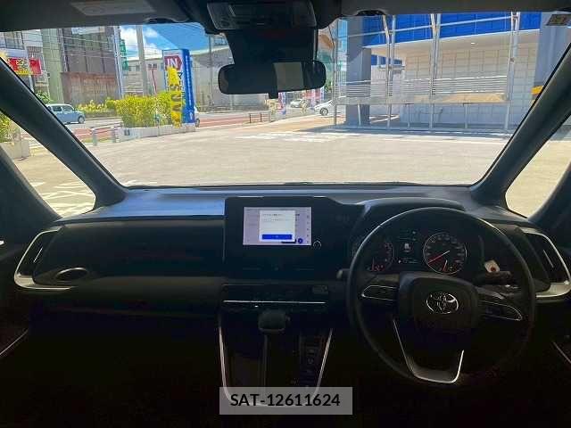 Toyota VOXY 2023-12 7964331-2