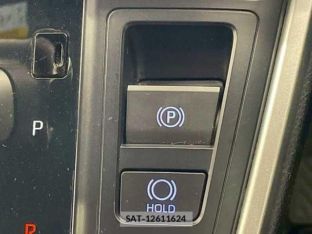 Toyota VOXY 2023-12 7964331-8