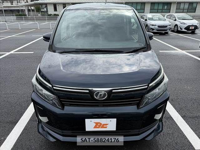 Toyota VOXY 2015-03 7964345-8