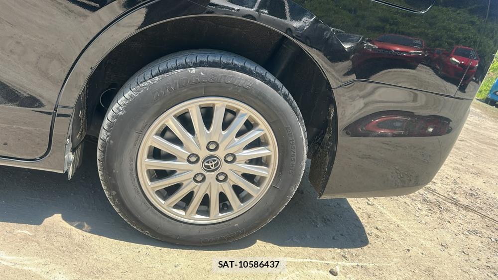 Toyota VOXY 2016-11 7831744-28