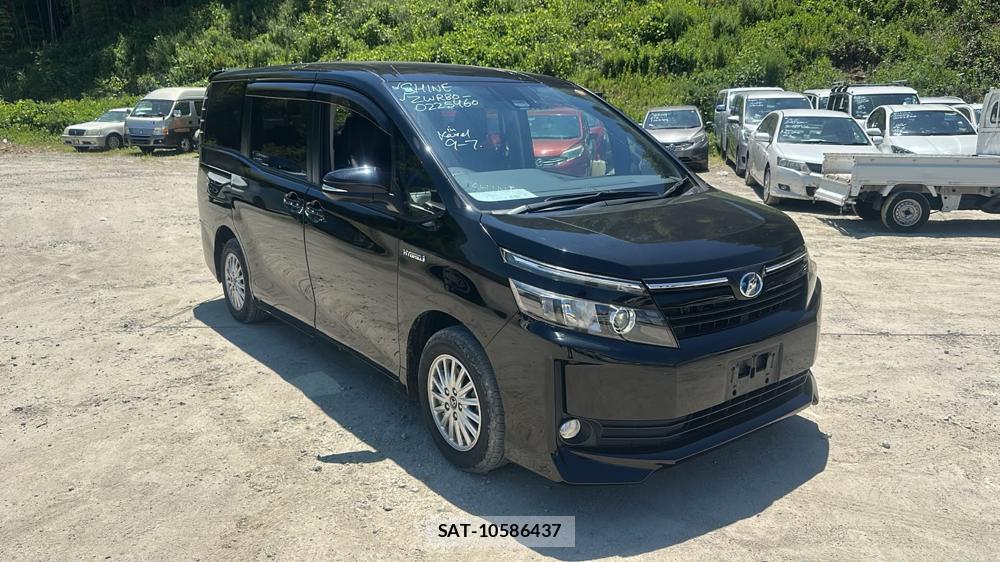 Toyota VOXY 2016-11 7831744-6