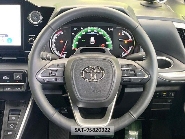 Toyota VOXY 2023-03 7981494-11