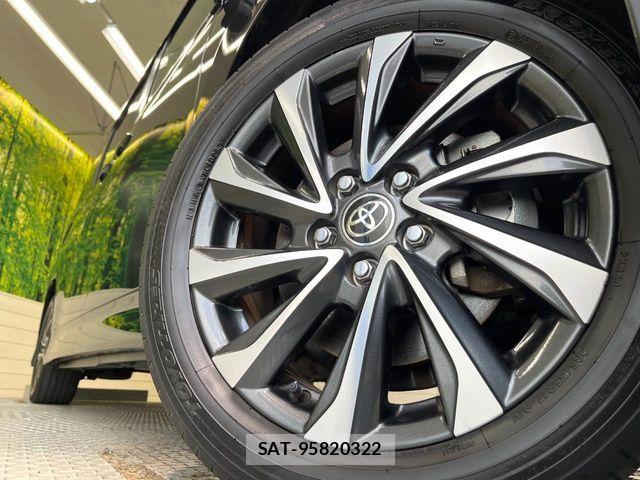 Toyota VOXY 2023-03 7981494-13