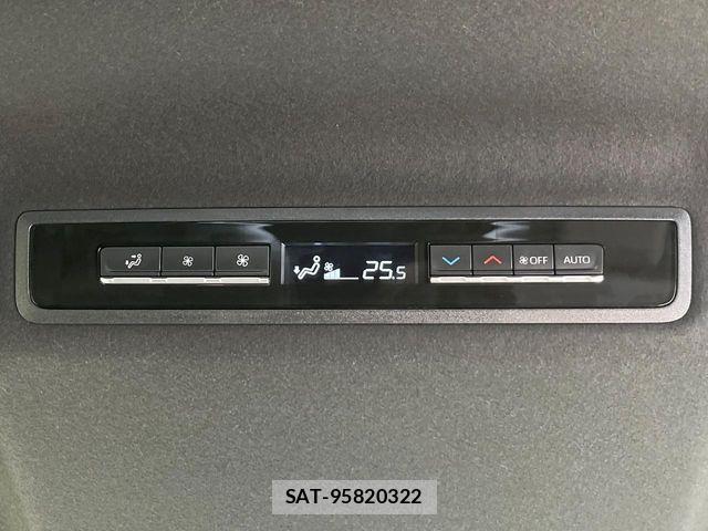 Toyota VOXY 2023-03 7981494-6