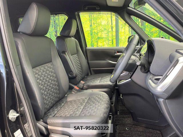 Toyota VOXY 2023-03 7981494-7