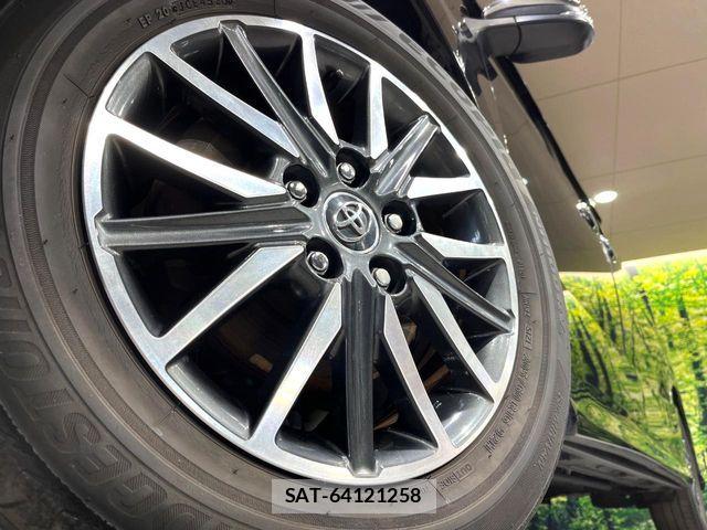 Toyota VOXY 2015-12 7981509-12