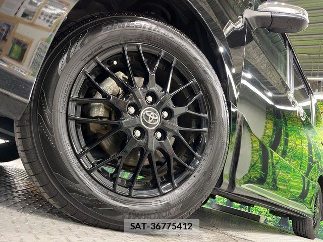 Toyota VOXY 2021-01 7981493-13