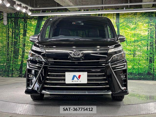 Toyota VOXY 2021-01 7981493-14