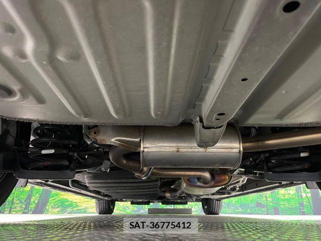 Toyota VOXY 2021-01 7981493-19