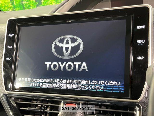 Toyota VOXY 2021-01 7981493-4