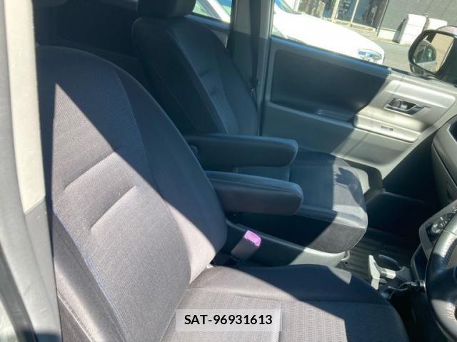 Toyota VOXY 2008-07 7981517-11