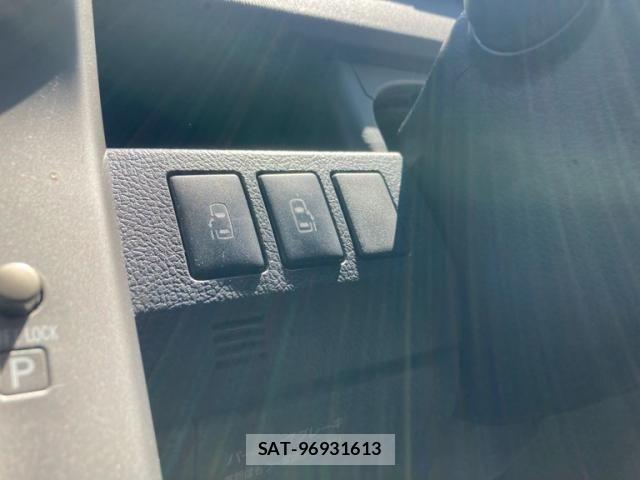 Toyota VOXY 2008-07 7981517-15