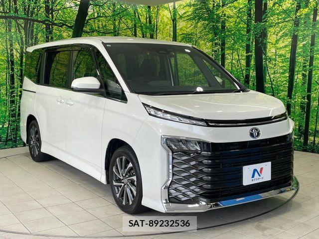 Toyota VOXY 2023-09 7981491-16