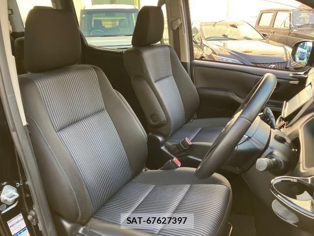Toyota VOXY 2015-01 7981508-24
