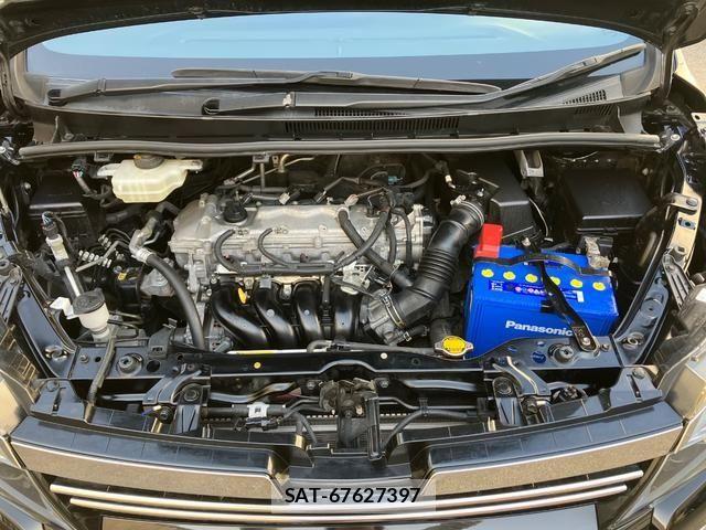 Toyota VOXY 2015-01 7981508-28