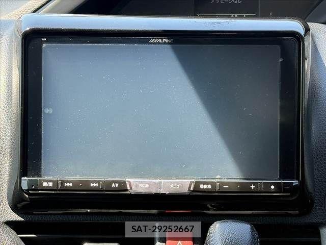 Toyota VOXY 2015-10 7981513-5