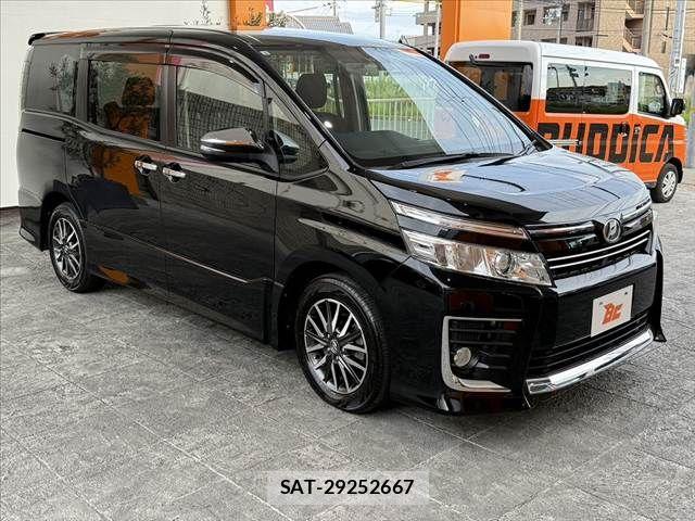 Toyota VOXY 2015-10 7981513-7