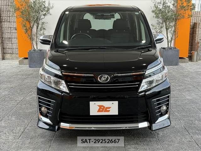 Toyota VOXY 2015-10 7981513-8