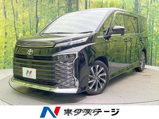 Toyota VOXY 2022-06 7981489-0