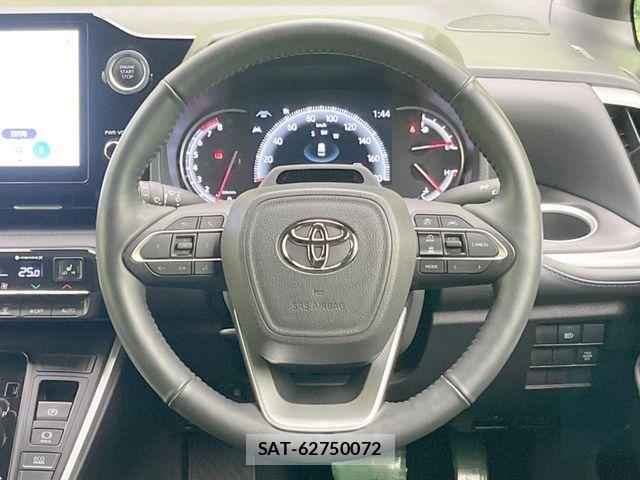 Toyota VOXY 2022-06 7981489-11
