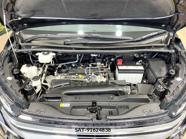 Toyota VOXY 2022-03 7981483-18