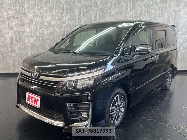 Toyota VOXY 2017-05 7981504-0