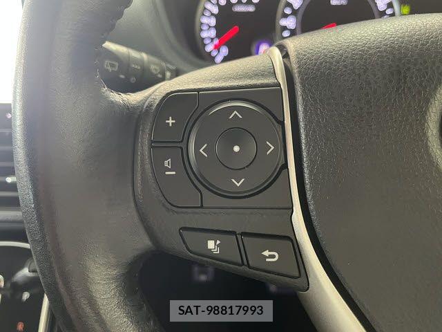 Toyota VOXY 2017-05 7981504-17