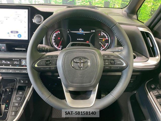 Toyota VOXY 2023-08 7981490-11