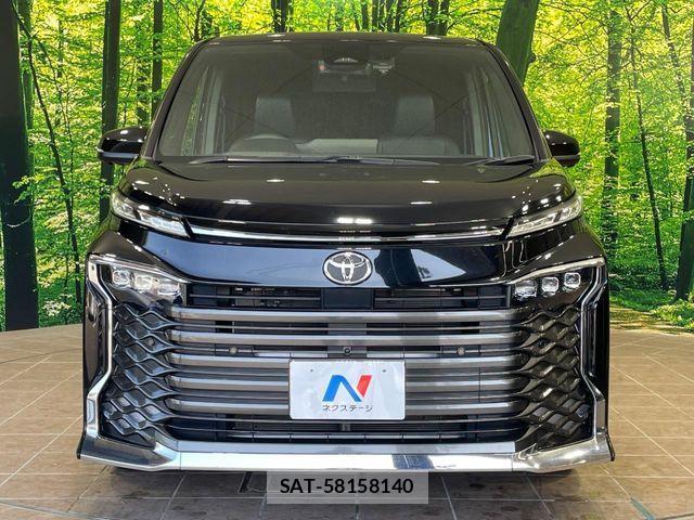 Toyota VOXY 2023-08 7981490-14