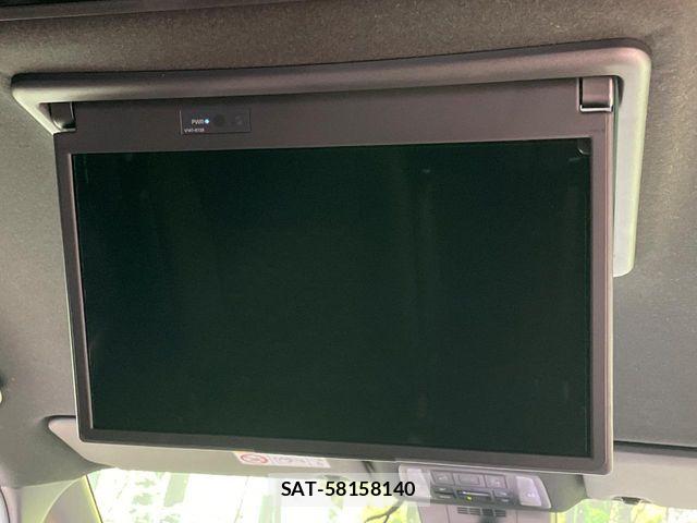 Toyota VOXY 2023-08 7981490-2
