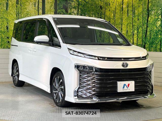 Toyota VOXY 2024-01 7981488-16