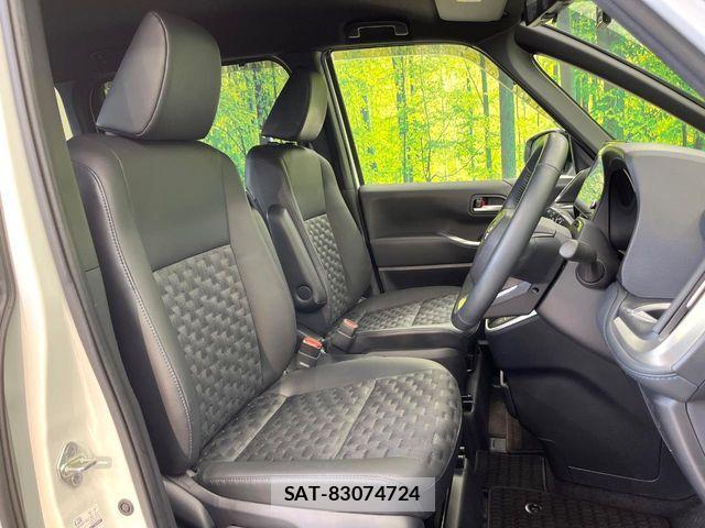 Toyota VOXY 2024-01 7981488-7