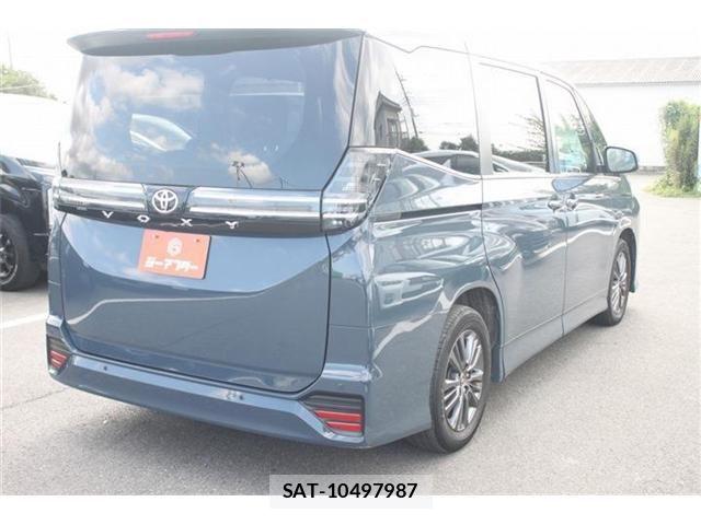 Toyota VOXY 2023-05 7981497-19