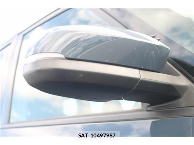 Toyota VOXY 2023-05 7981497-21