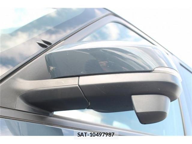 Toyota VOXY 2023-05 7981497-22