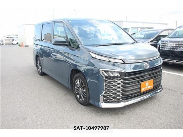 Toyota VOXY 2023-05 7981497-5