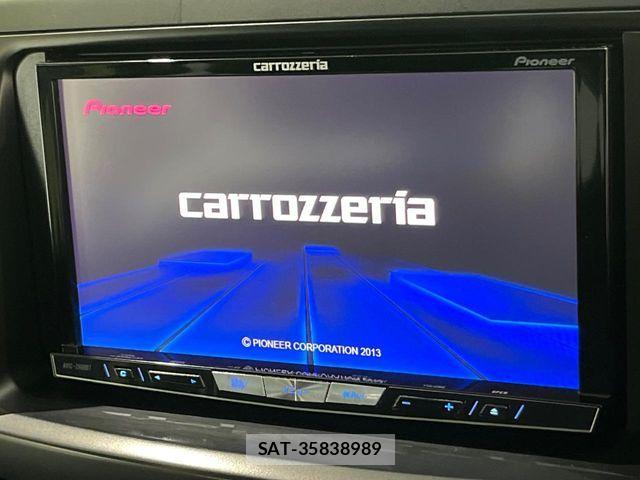 Toyota VOXY 2013-11 7981514-2