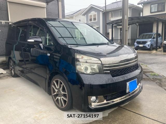 Toyota VOXY 2013-01 7981515-0