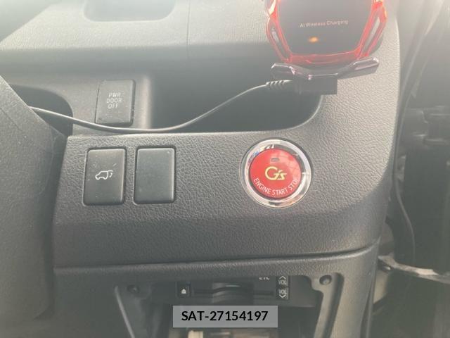 Toyota VOXY 2013-01 7981515-15