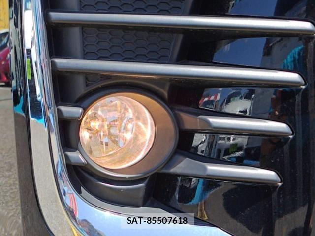 Toyota VOXY 2016-06 7981507-9