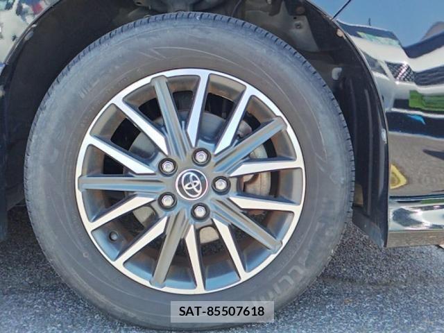 Toyota VOXY 2016-06 7981507-10