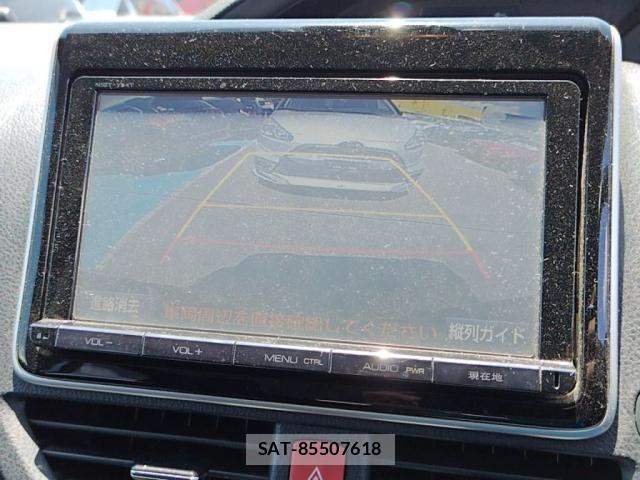 Toyota VOXY 2016-06 7981507-18