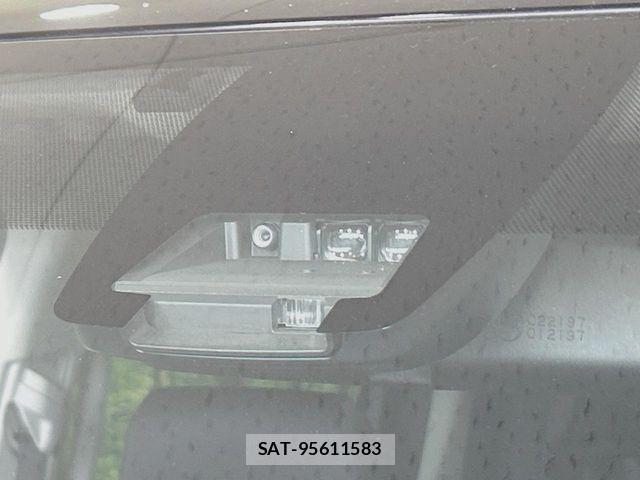 Toyota VOXY 2016-09 7981503-4