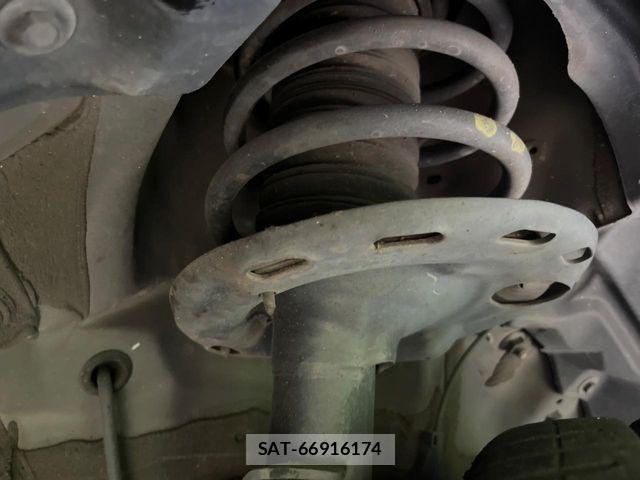 Toyota VOXY 2020-12 7981496-19