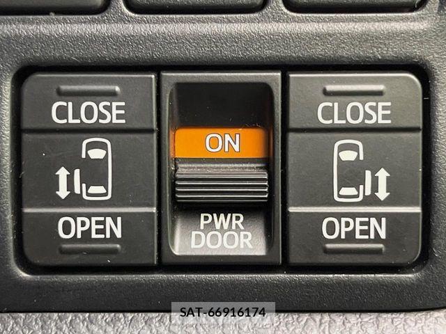Toyota VOXY 2020-12 7981496-3