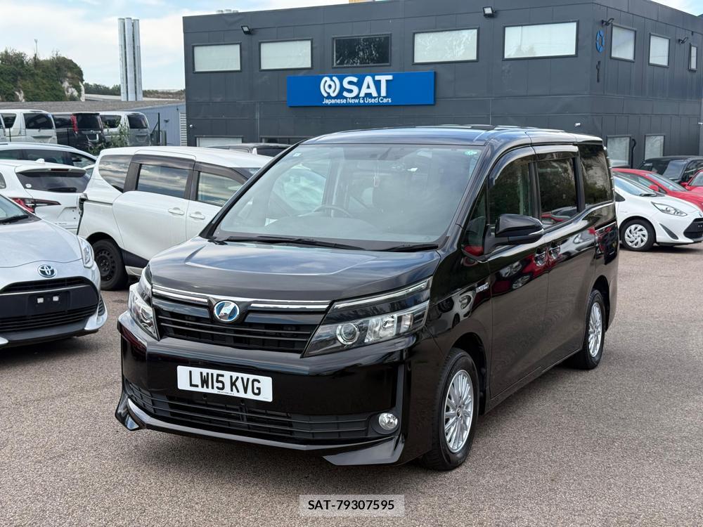 Toyota VOXY HYBRID 2015-03 1289514-0